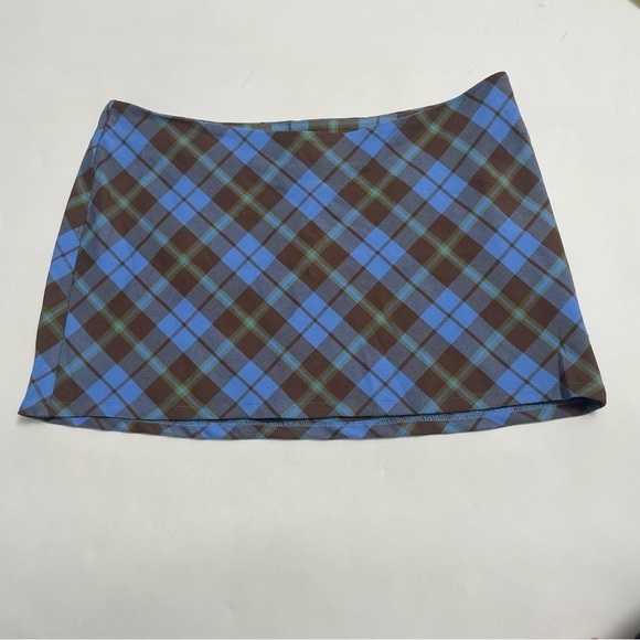 Urban Outfitters Dresses & Skirts - NWT URBAN OUTFITTERS plaid low rise mini skirt